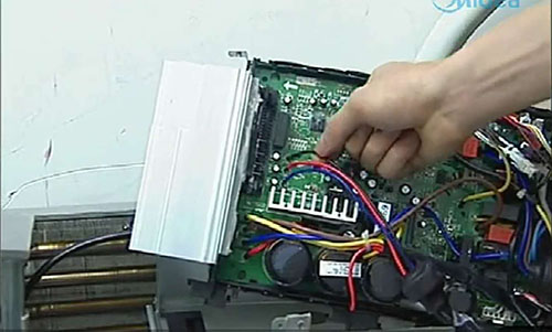 城中美的空调电话是多少