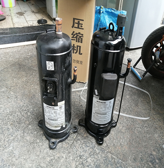 城中中央空调压缩机的更换维修